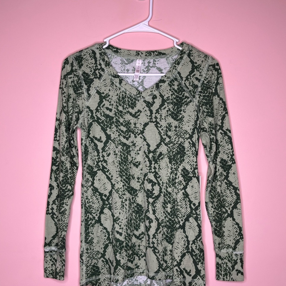 NWT LuLaRoe Hazel Forest Green Textured Long Sleeve Top